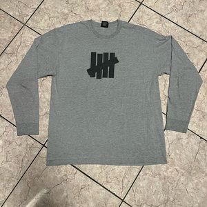 UNDEFEATED - Grey Long-sleeve Shirt